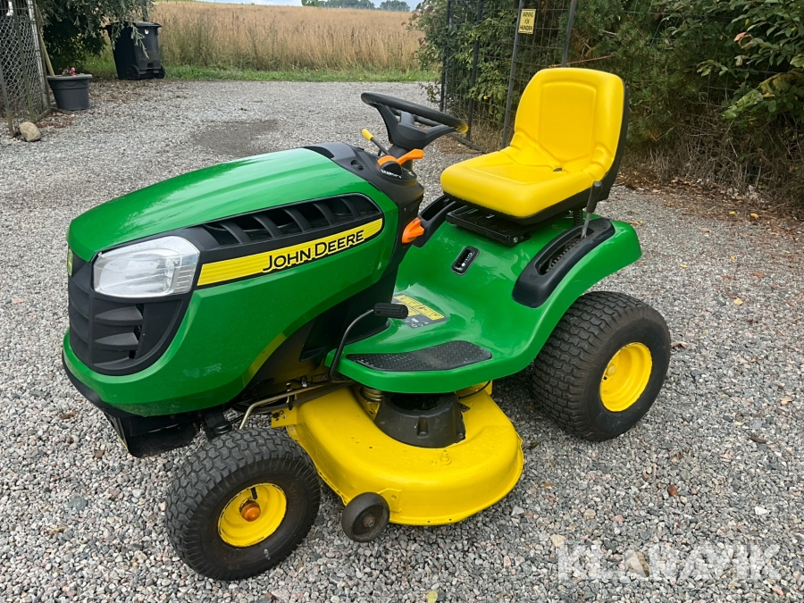 Åkgräsklippare John Deere X125 Hydrostat