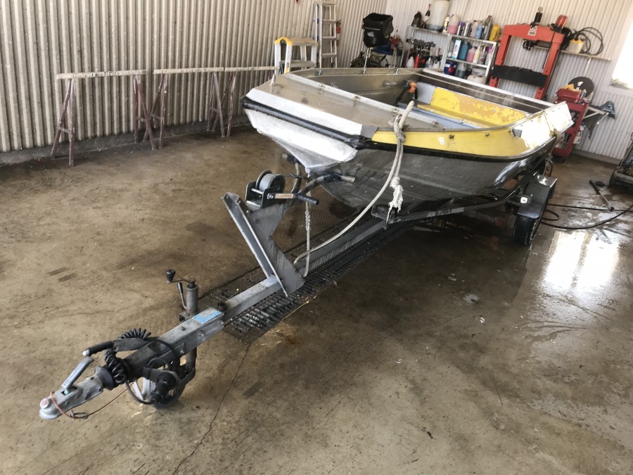 Aluminiumbåt Buster med trailer