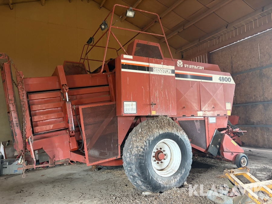 Storbalpress Hesston 4800