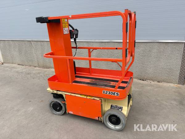 Pelarlift JLG 1230 ES nya batterier