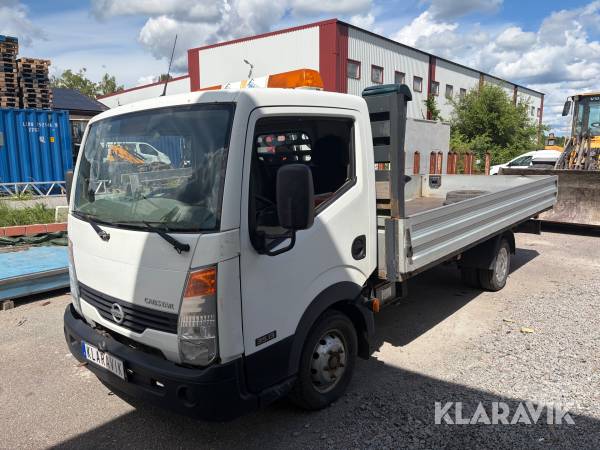 Kranbil Nissan Cabstar 35.13 Fassi Micro M10A12 Kran