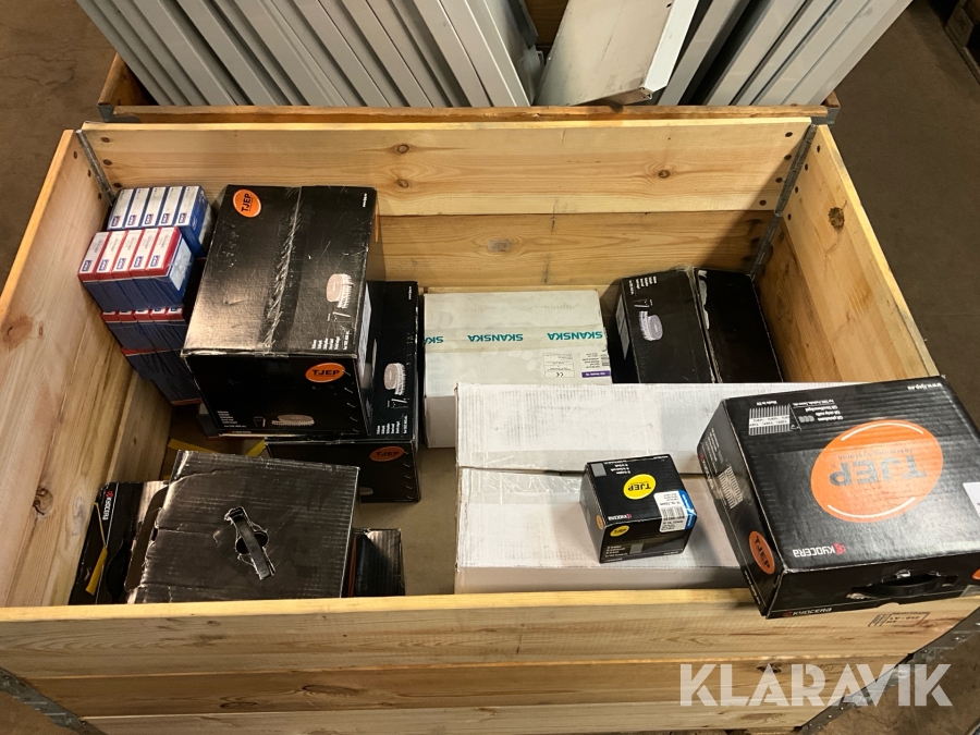 Diverse förbrukningsmaterial bandadspik, kullager