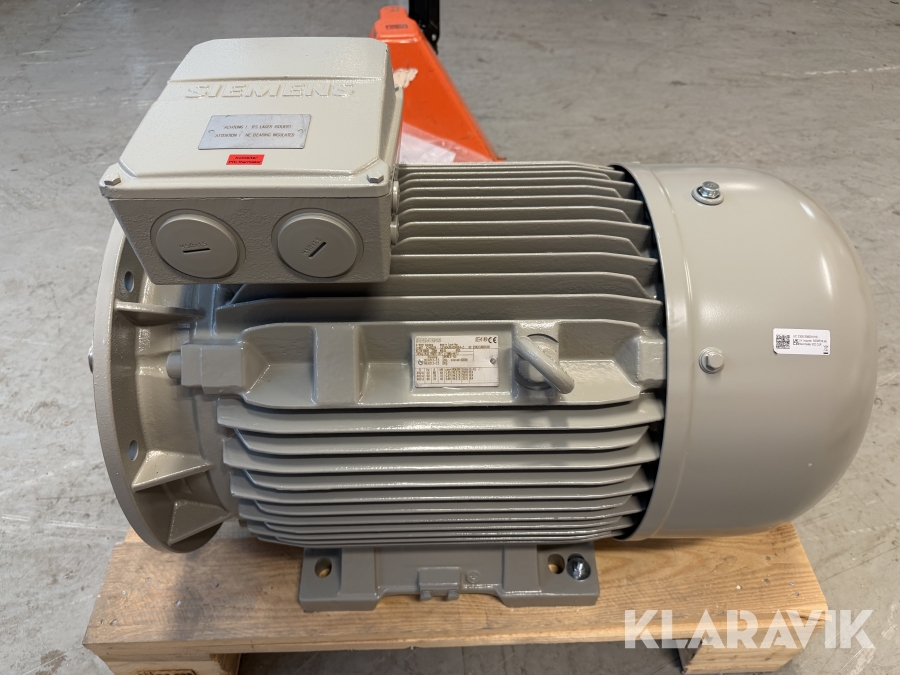 Elmotor Siemens 1LE16042BA204JB4-7