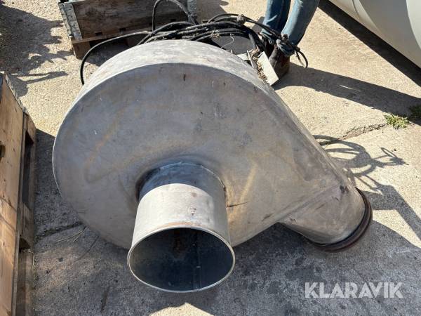 Ensilagefläkt / centrifugalfläkt med BUSCK 3-fas elmotor på 11 kW.