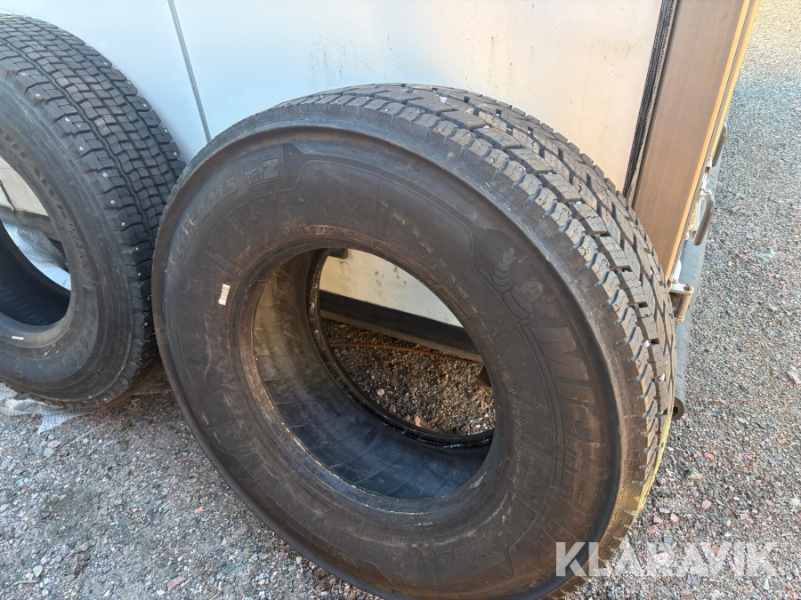 Lastbilsdäck 6st ( 2st Framdäck 4 driv) Michelin