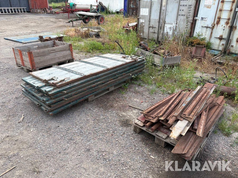 Paket med lämmar och gångjärn