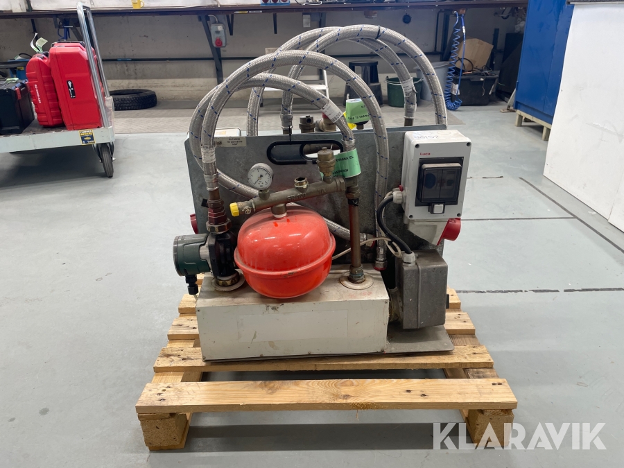 Varmvattenpanna Relek GOLVVÄRM4,5/9KW