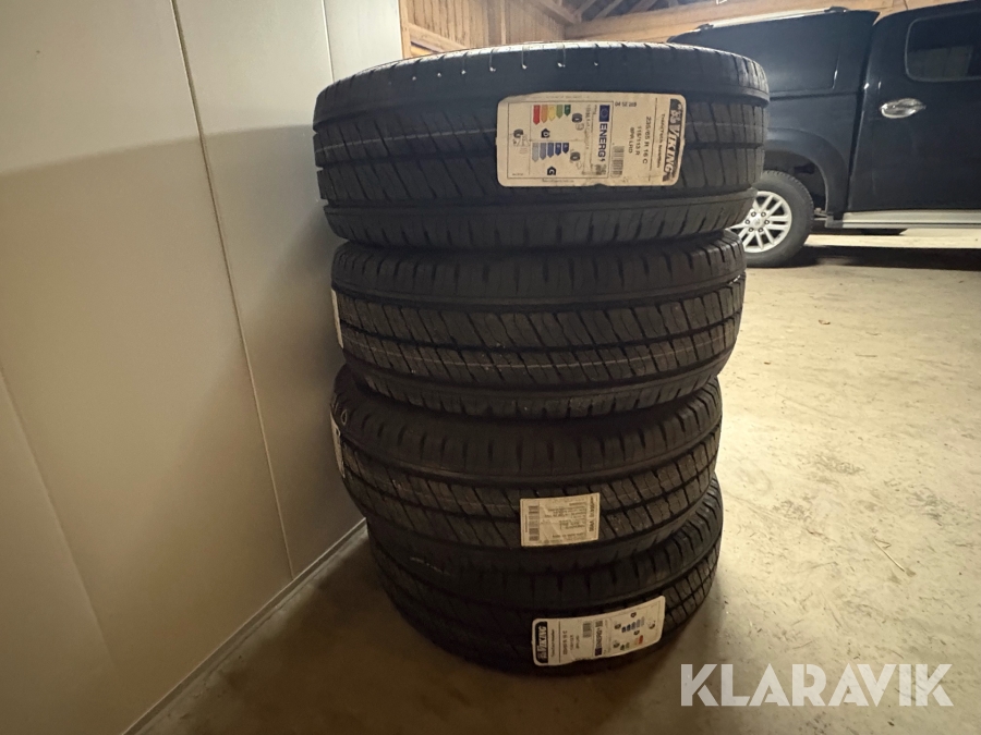 Kompletta hjul Ford Transit MAK Däck Viking sommardäck