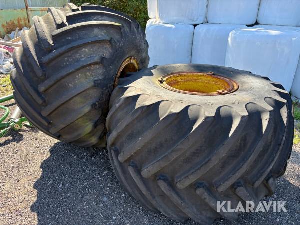 Lantbruksdäck Goodyear 66x43.00-25 2st med fälg