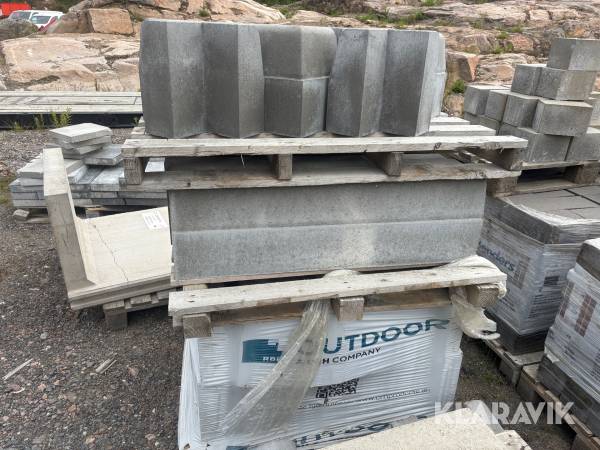Gatukantstöd 21m