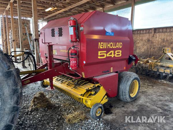 Rundbalspress New Holland 548