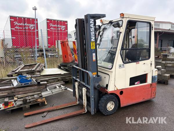 Truck Nissan GNO1L18U