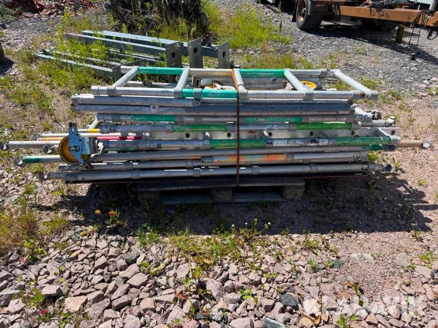 Komplett rullställning ca 4 meter ståhöjd