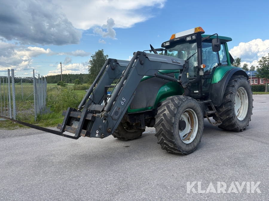 Traktor Valtra T120
