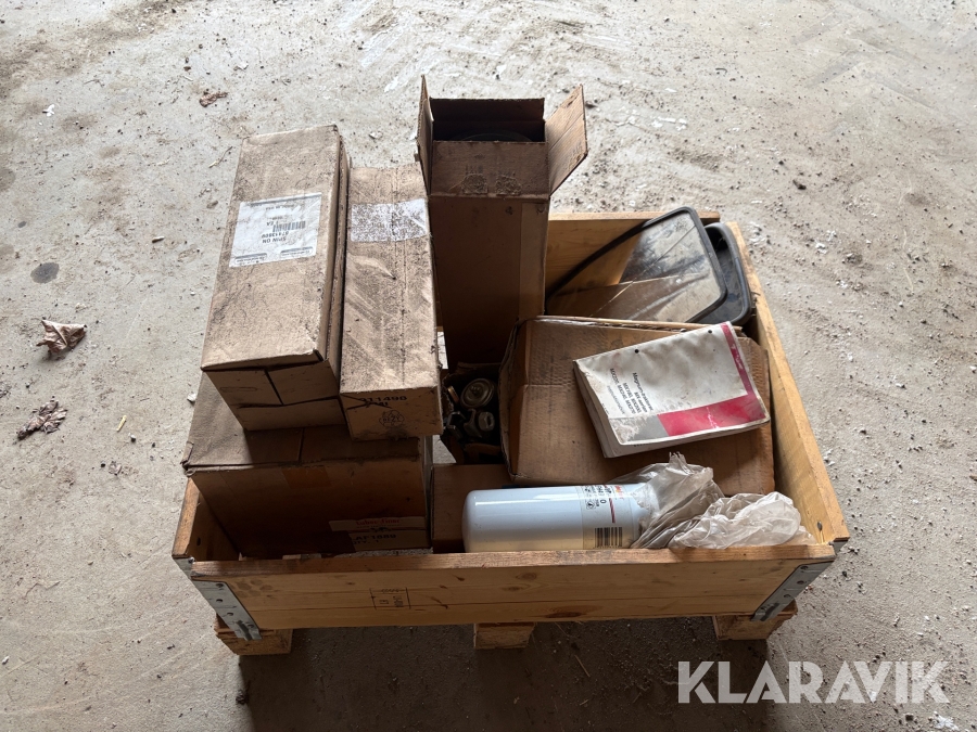 Servicedelar Case Magnum