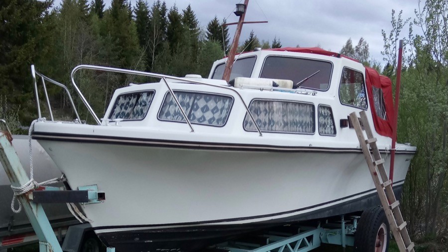 Motorbåt