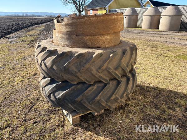 Dubbelmontage Goodyear 15.5-38