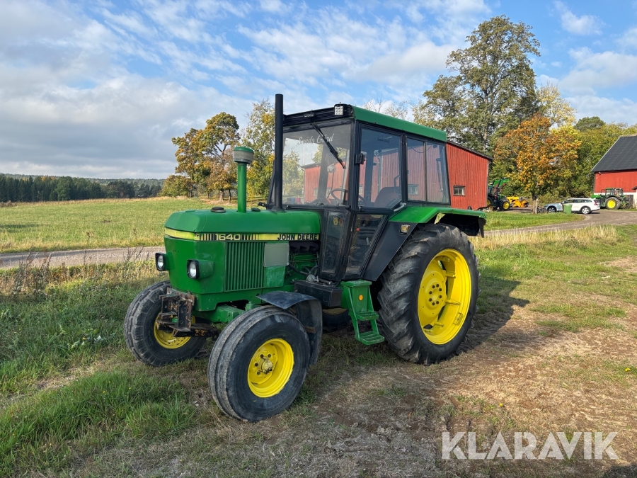 Traktor John Deere 1640