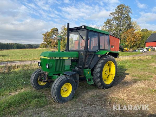 Traktor John Deere 1640