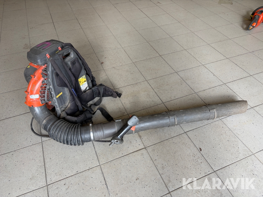 Lövblås Husqvarna 570BTS