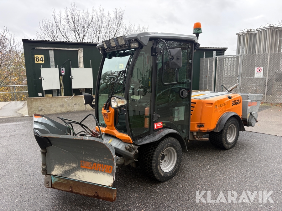 Redskapsbärare Belos Trans Pro 5080 med vikplog & sandspridare