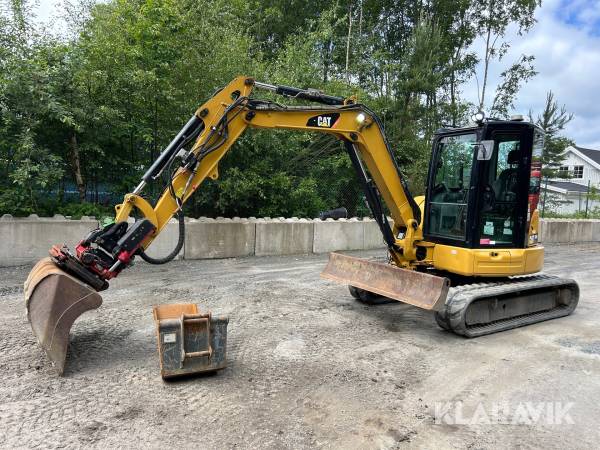 Grävmaskin CAT 305E2 CR rotator med grip & 3 skopor S40
