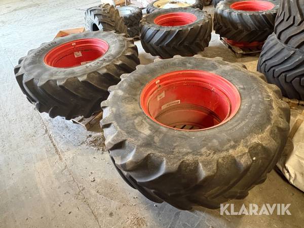 Dubbelmontage Michelin 650/85R 38 2st