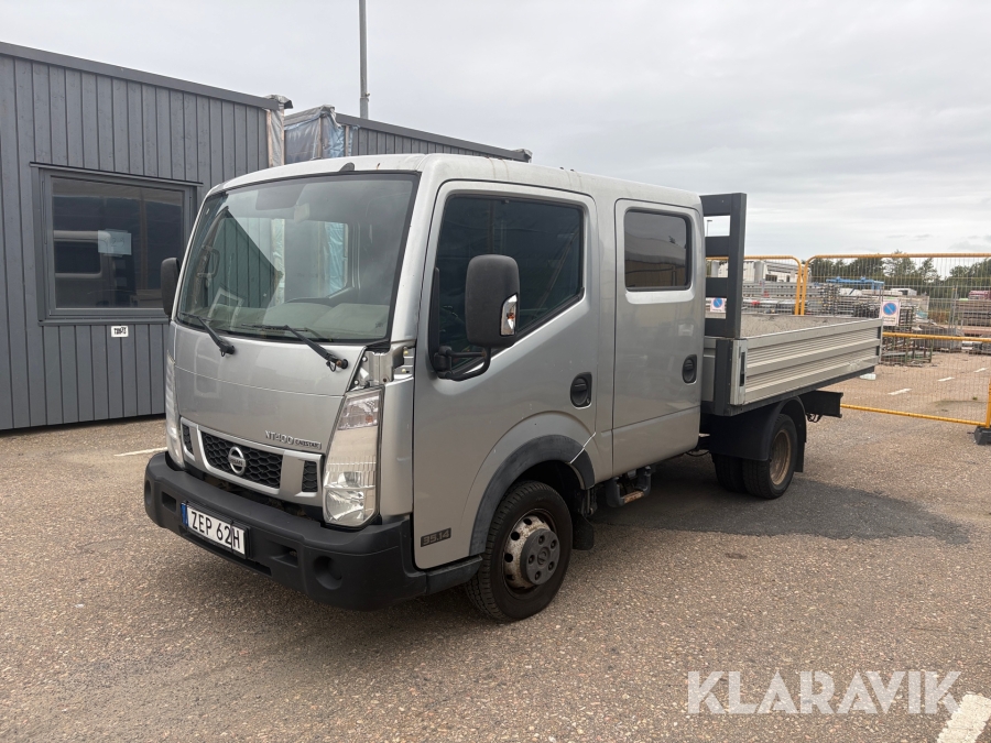 Flakbil Nissan NT 400 Cabstar