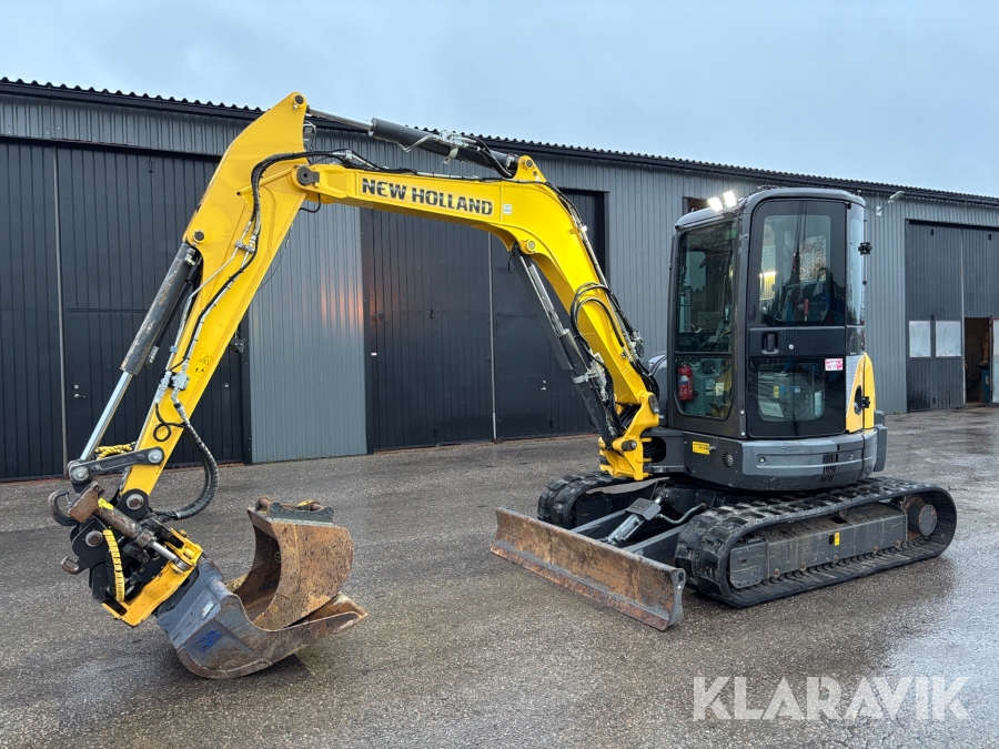 Grävmaskin New Holland E50B SR med tiltrotator och 2 st redskap