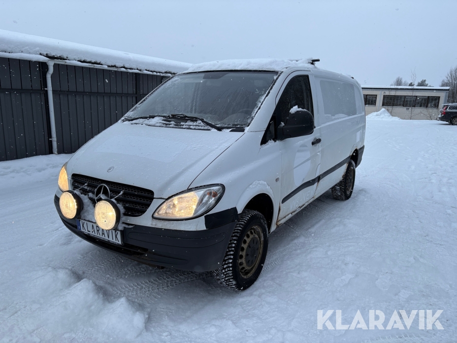Skåpbil Mercedes-Benz Vito 111 CDI 4x4 skåpinredd