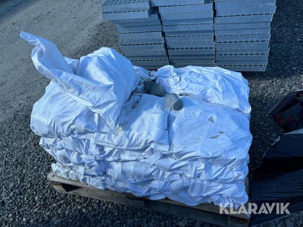 Betongklossar cirka 1150 st