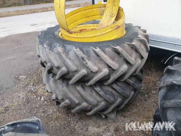 Dubbelmontage Dunlop 18.4-38