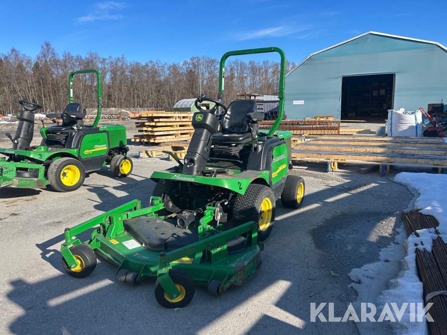 Åkgräsklippare John Deere 1445 4WD