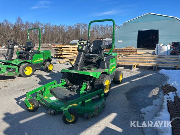 Åkgräsklippare John Deere 1445 4WD