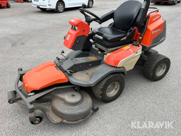 Gräsklippare Husqvarna P524 med Plogblad