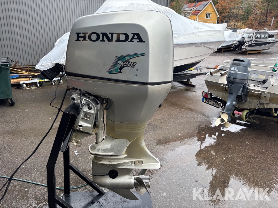 Båtmotor Honda 175 4-takt