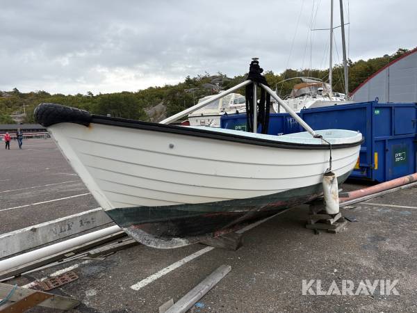 Snipa Dell Quay Marine