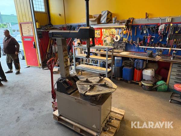 Däckkrängningsmaskin Mondolo Ferro S106 400/3/50