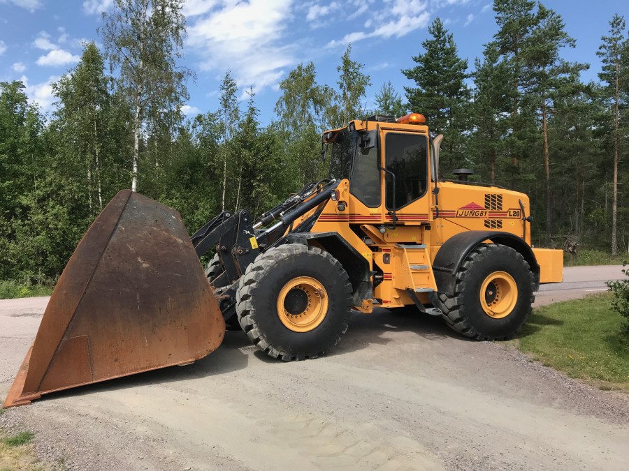 Hjullastare Ljungby L20 med flisskopa