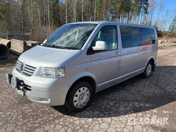 Minibuss Volkswagen Caravelle Långversion