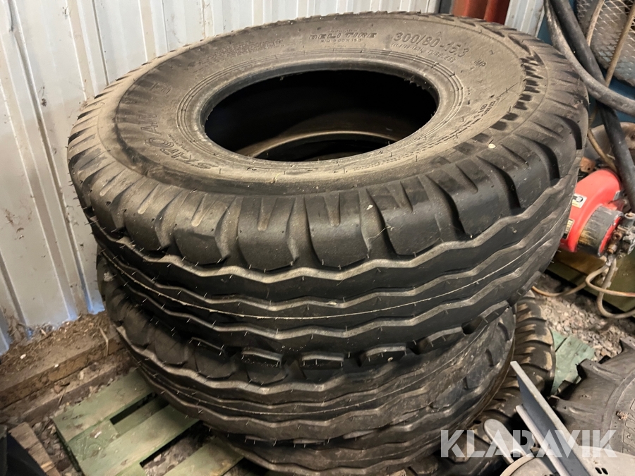 Däck Staro Aw 5st. 300/80-15.3