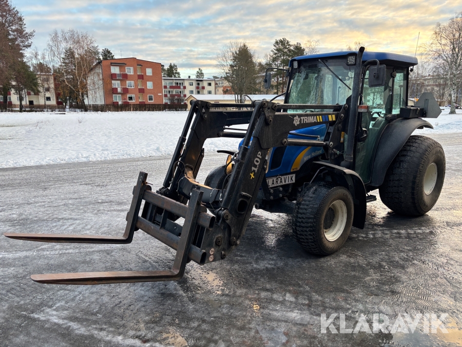 Traktor New Holland TN75DA