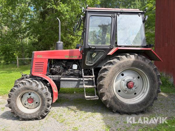Traktor Belarus 592
