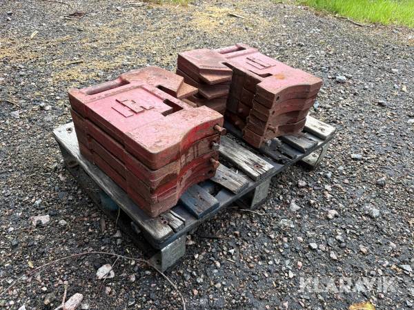 8 st Frontvikter Case IH 30 kg