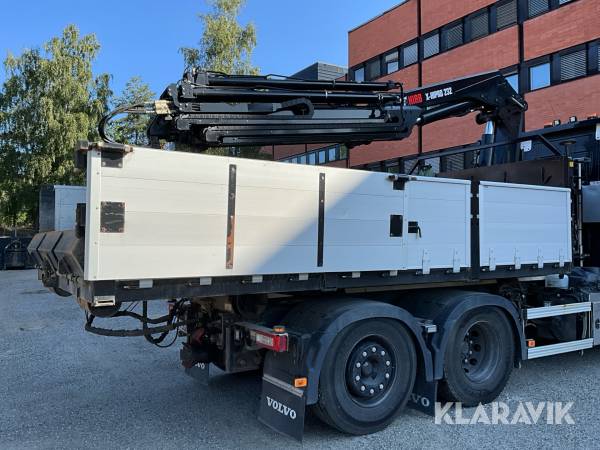 Kranflak med kran Hiab X-Hipro 232E-5