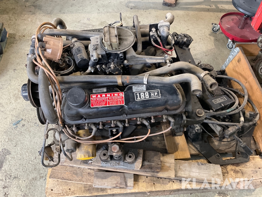 Båtmotor Mercruiser 188 hk V8