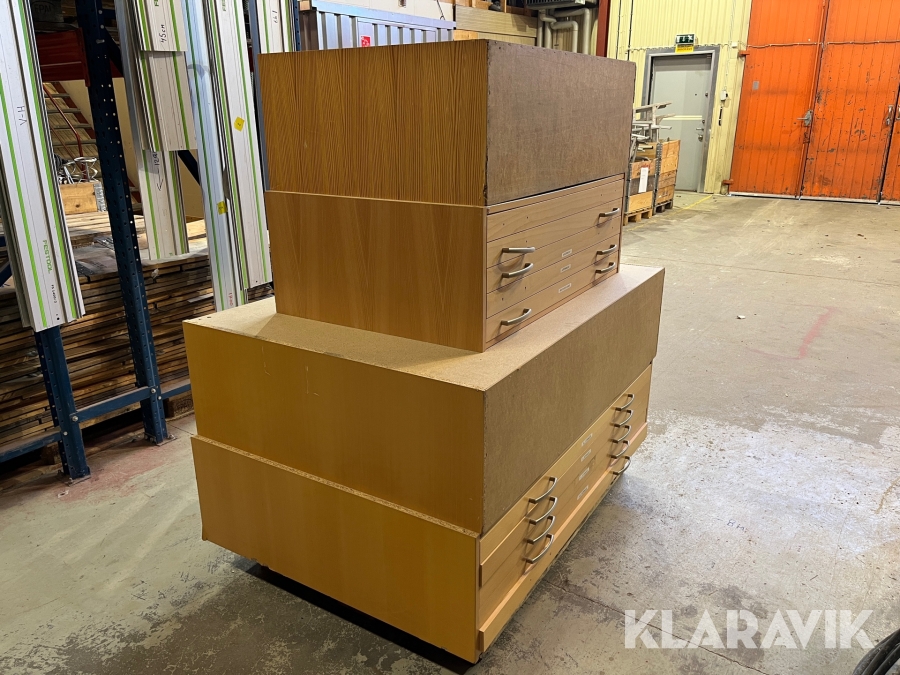 Kontorsmöbler för ritningar, Huddinge, Klaravik auktioner