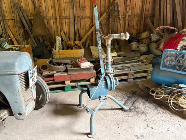 Traktordriven vattenpump DVI 233.0900