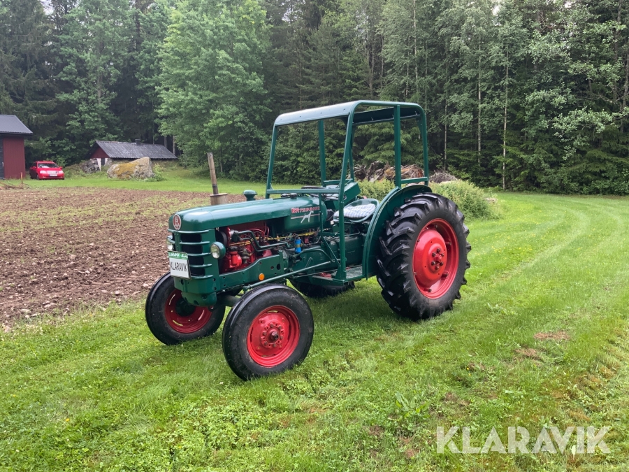 Traktor Volvo BM 425 Terrier