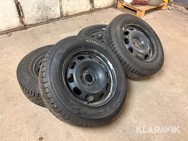 Friktionsdäck med fälg Kumho WinterCraft WS51 SUV